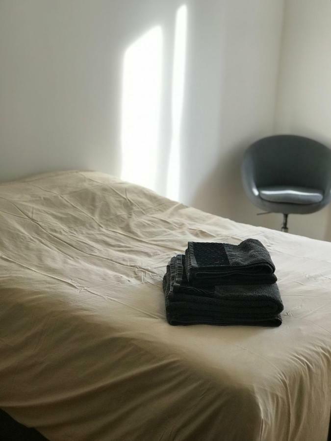 Appartement Avec 3 Chambres Au Centre De Pau Esterno foto